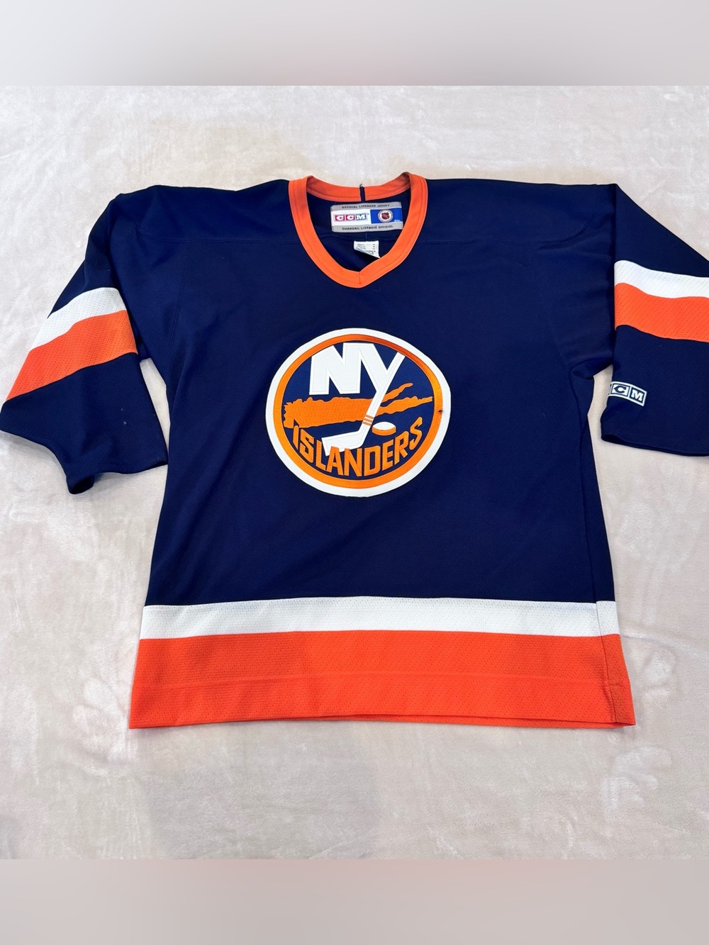 Vintage New York Islanders Jersey Adult Md. Blue NHL Hockey CCM Pullover 90s